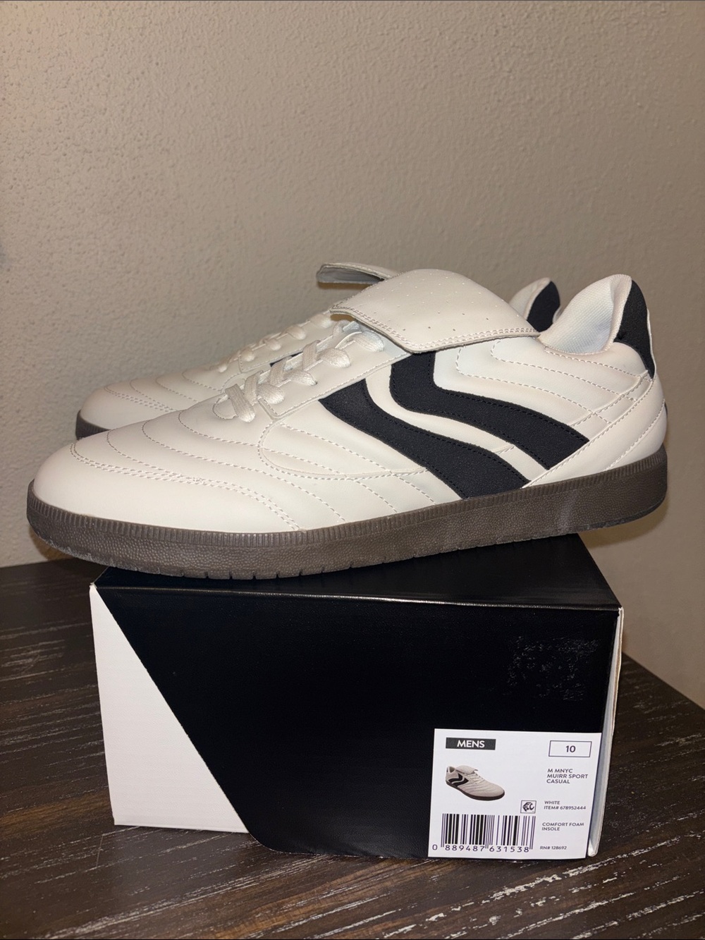 Madden NYC Men’s White Sneakers with Black Side Stripe size 10